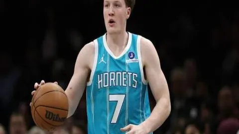 “巴阿巅峰对决票价揭秘：609元起，3248元封顶，梅西内马尔无缘现场”