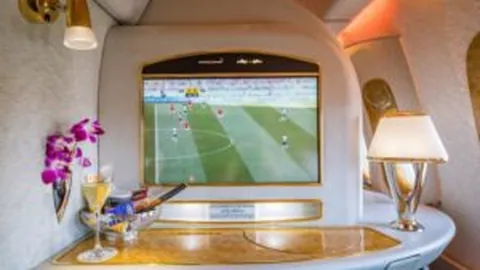 国青进攻受阻，上海射手刘诚宇缺席，国足前景引发担忧？